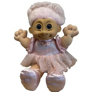 Russ Berrie Ballerina Troll Kidz Pirouette Plush Doll Pink Outfit Slipper